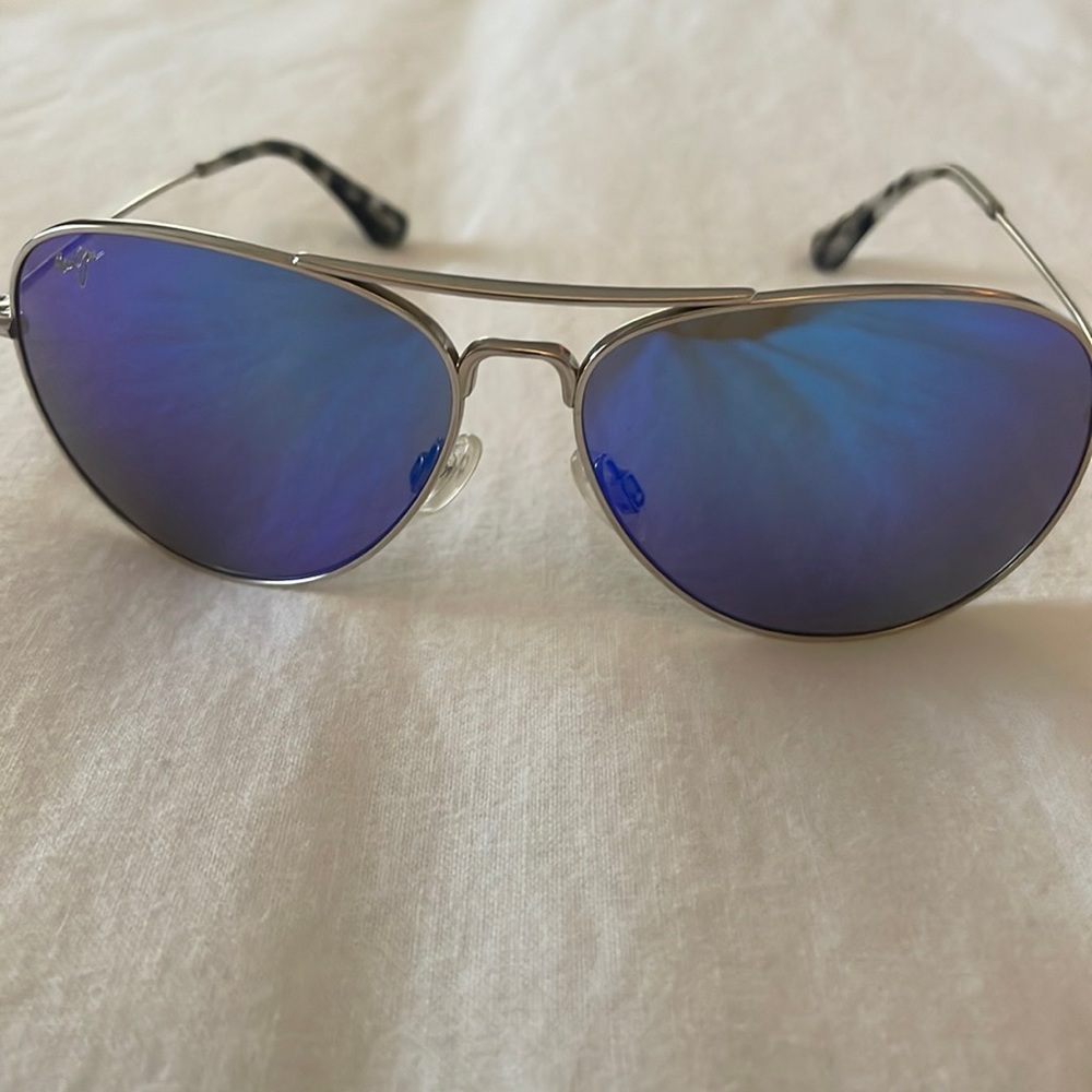 Maui Jim Maverick sunglasses with Blue Hawaii lens.